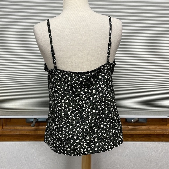 Evereve Sanctuary NWT Green Abstract Leopard Print Lace Trim Cami Size Medium - Picture 5 of 12